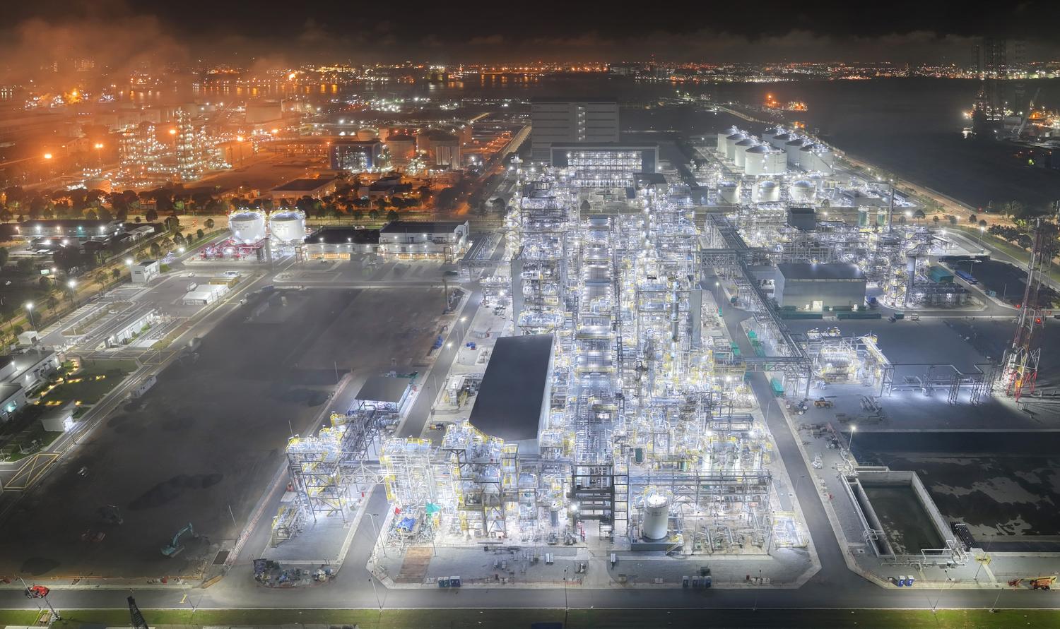 Costruzione nuovo impianto di raffineria in Olanda
